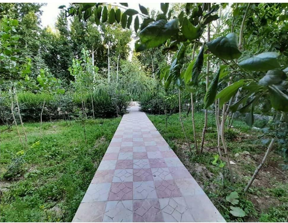 ویلا استخردار نزدیک رودخونه باغ بهادران