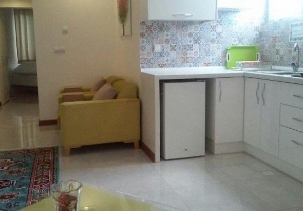 سوئیت دو خوابه هتل باروژ در تنکابن