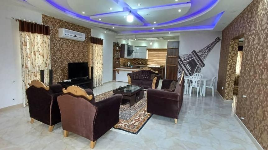 ویلا دوخواب دربست با فوتبال دستی