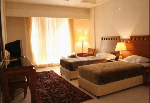 هتل بزرگ زنجان - اتاق 2 تخته