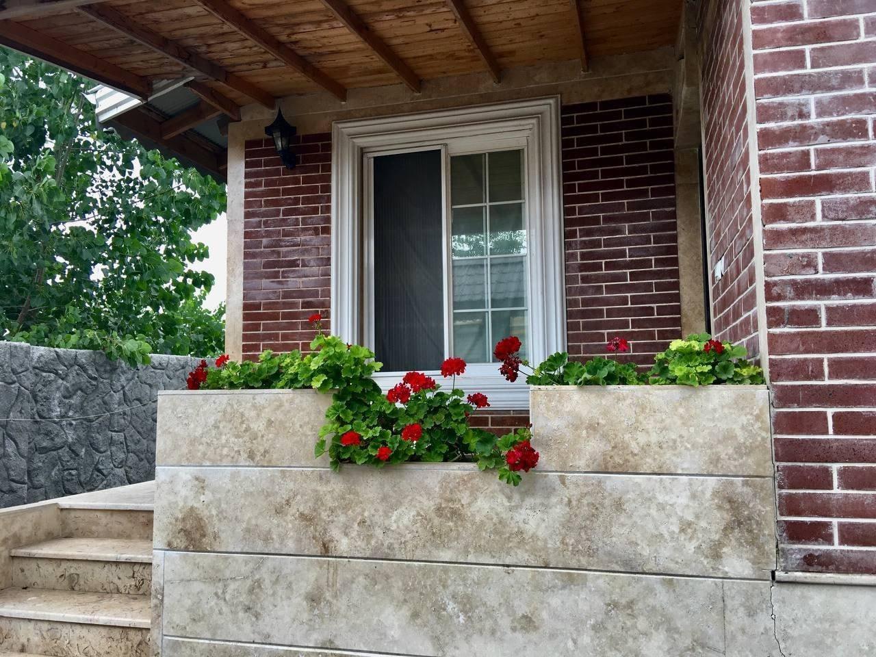 ویلای ساحلی دو خوابه تیجا - میجا