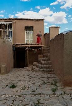 اجاره اقامتگاه بوم گردی دهمورد در آباده طشک