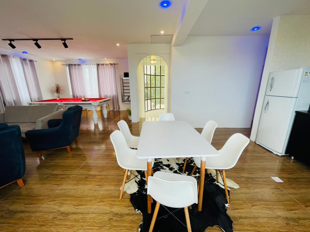 ویلا لاکچری با استخر سرپوشیده در بندرانزلی