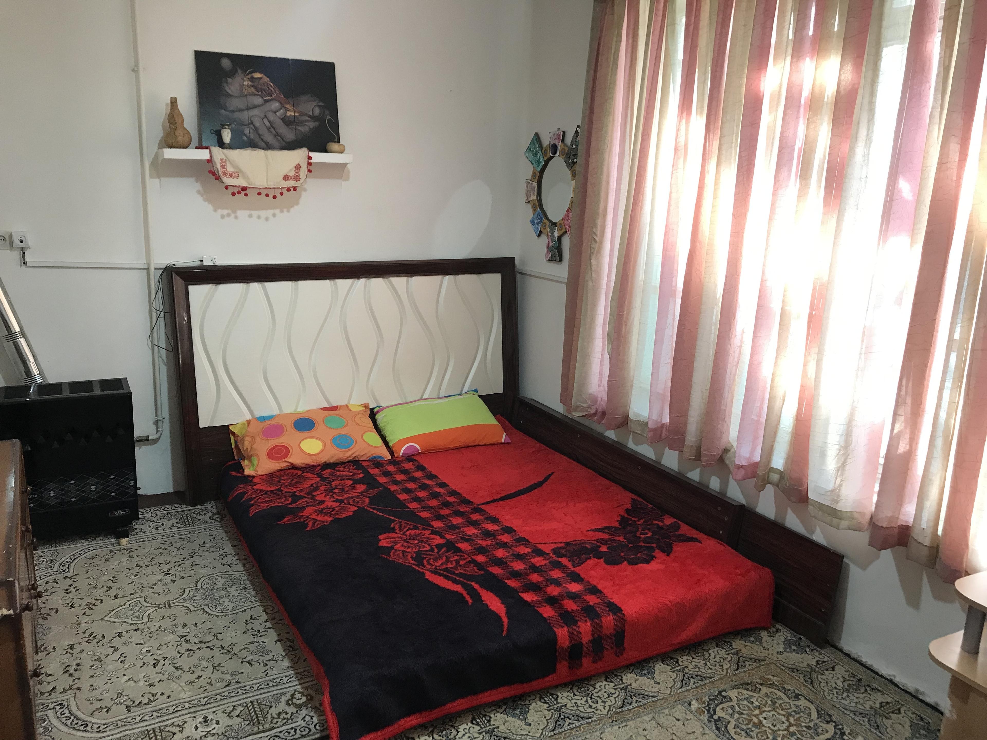 خانه ویلایی سنتی دربست پارکینگدار مرکزشهر