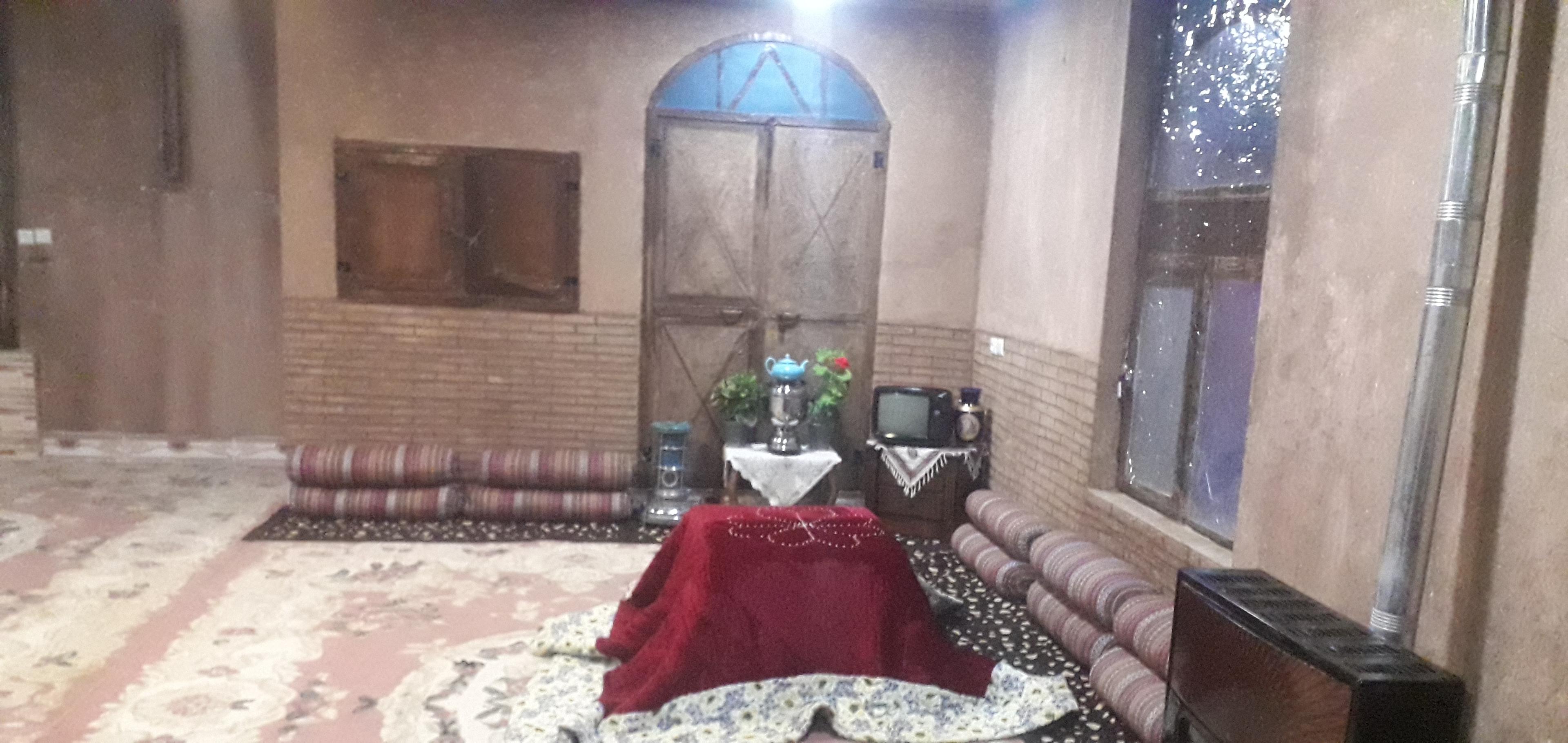 اقامتگاه سنتی موحدی در فریدون شهر