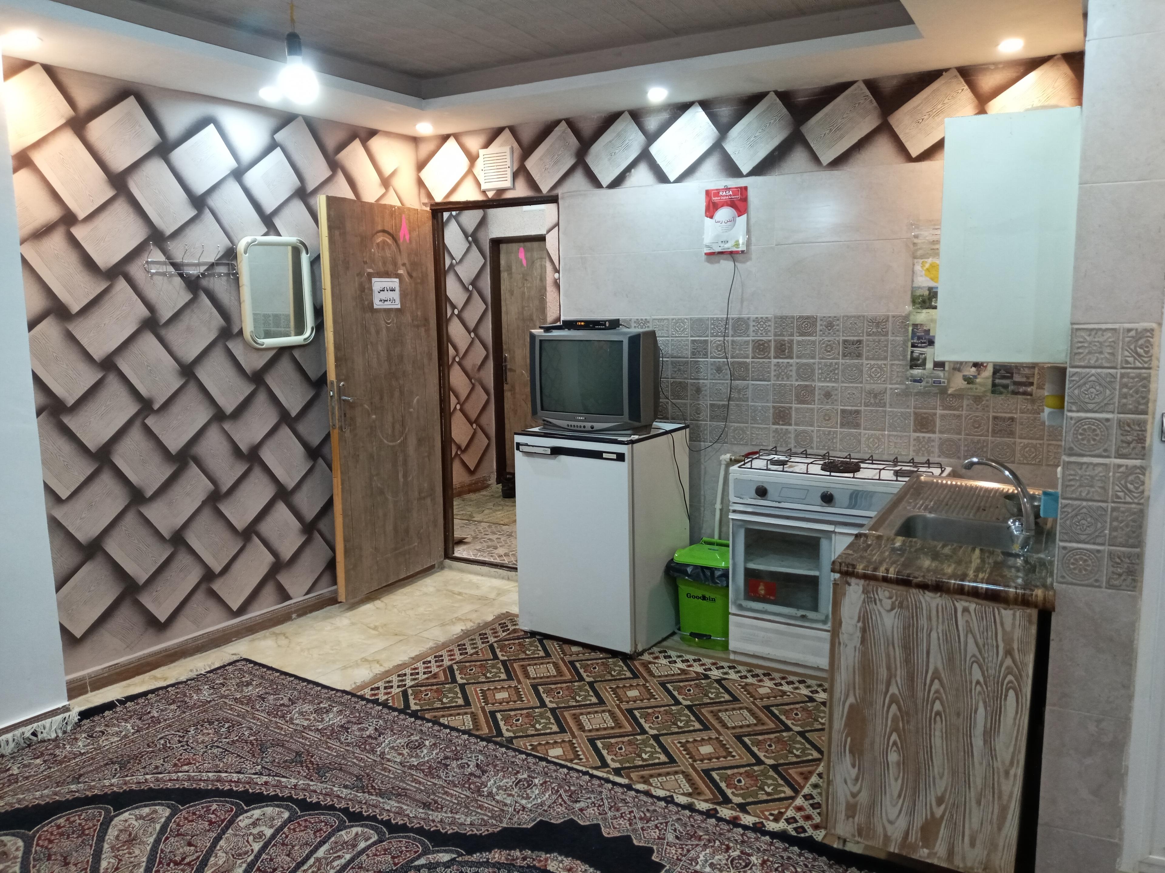 اقامتگاه سنتی موحدی در فریدون شهر