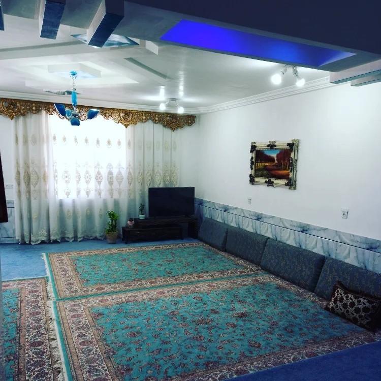 خانه ویلایی روزانه زاگرس در دره شهر