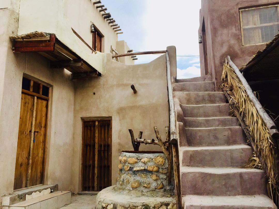 اقامتگاه بوم گردی نصوری در سیراف