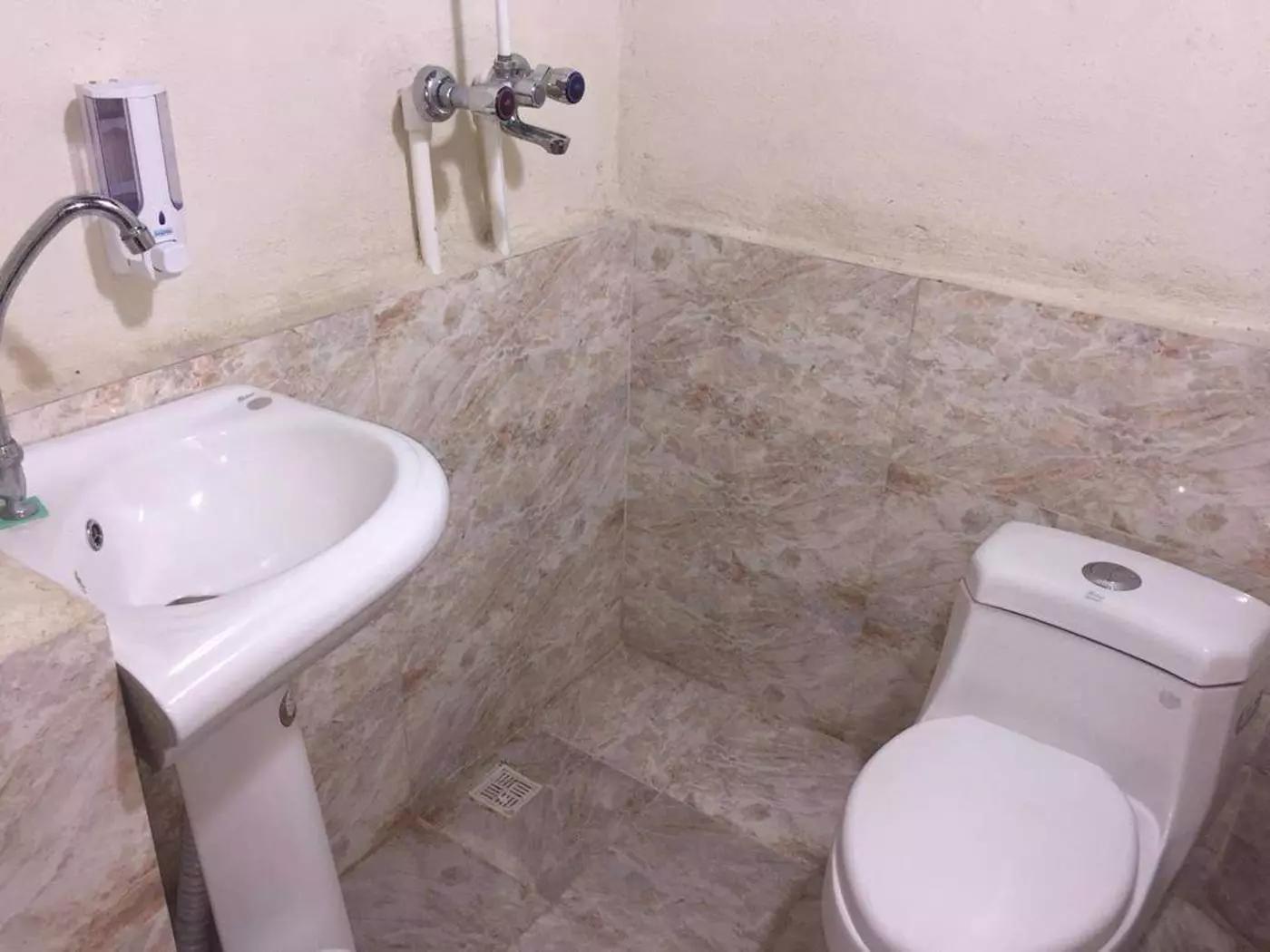 اقامتگاه بوم گردی نصوری در سیراف