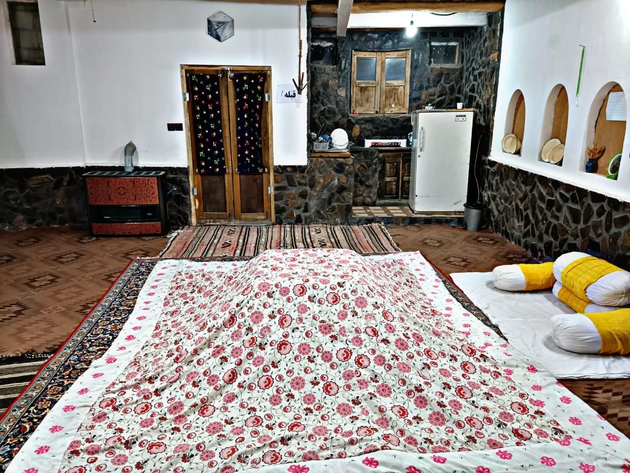 بومگردی آرامش شهر برزک - بهار نارنج