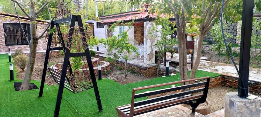 ویلای 3 خواب استخر دار لوکس باغ بهادران