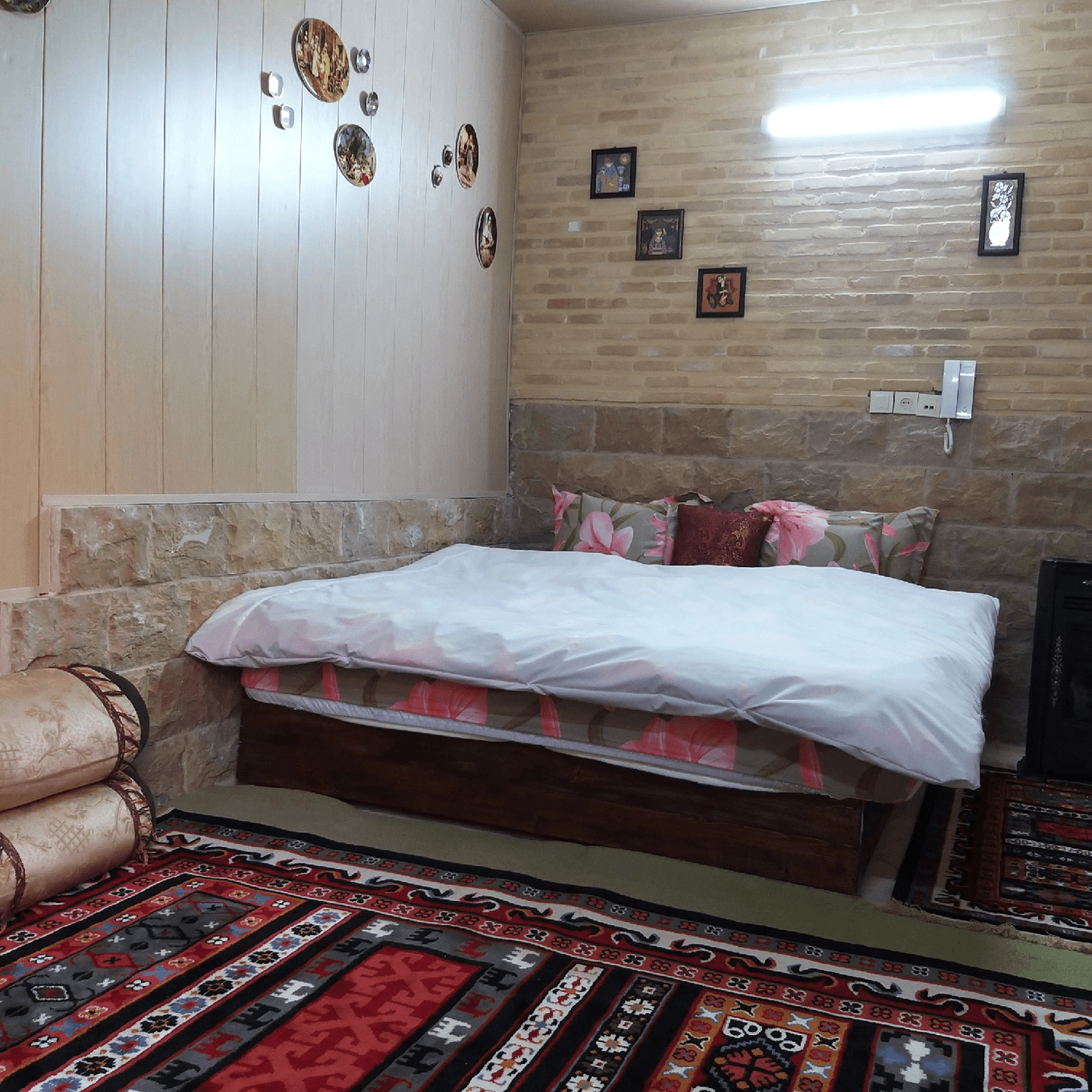رزرو آنلاین خانه قصرالدشتی‌ها در شیراز