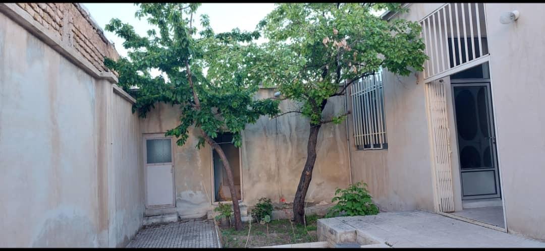اجاره منزل حیاط دار  در زنجان 
