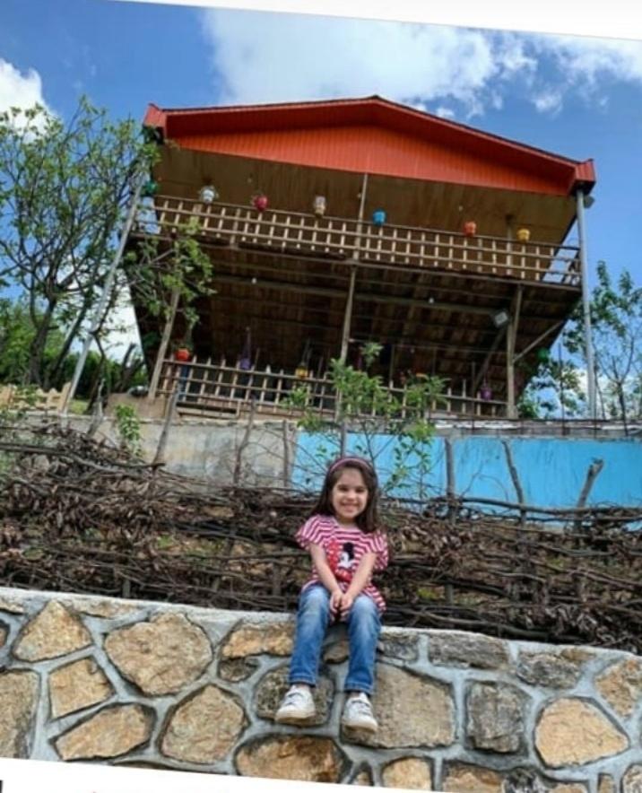 اقامتگاه بومگردی کوه کمر مینودشت