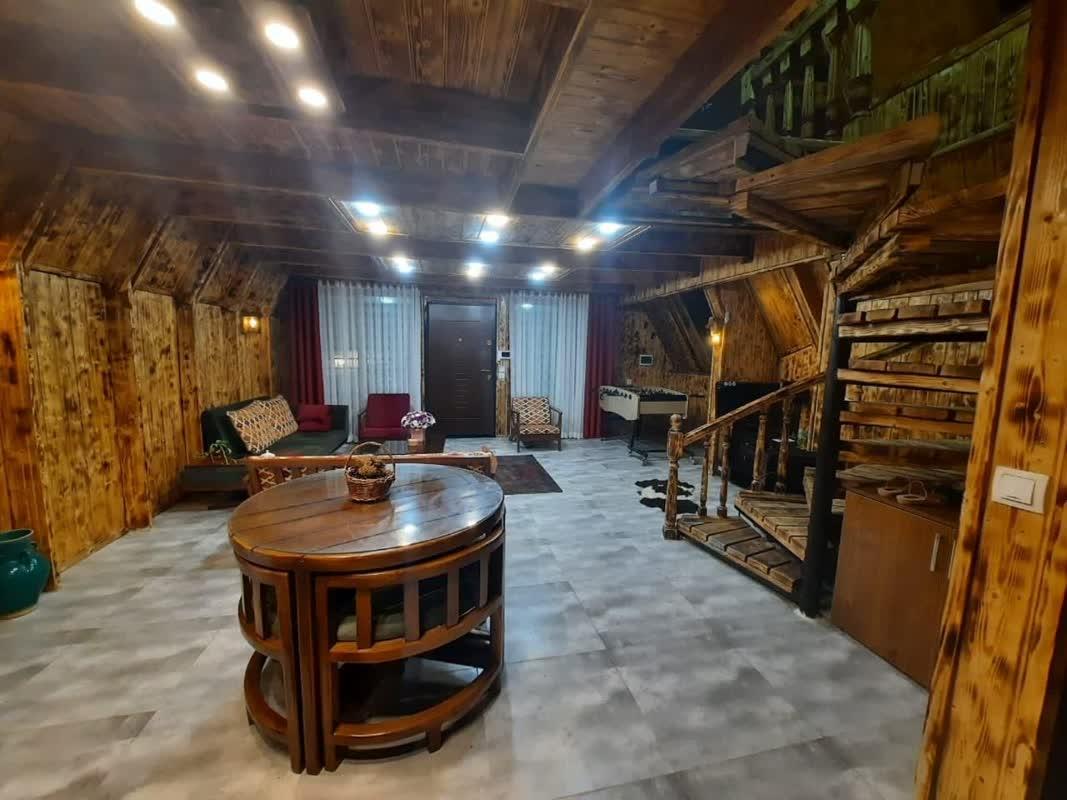 اقامتگاه جنگلی استخردار در تنکابن