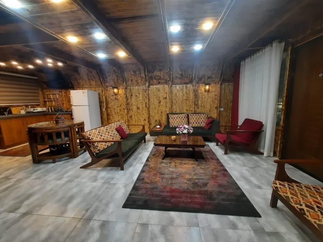 اقامتگاه جنگلی استخردار در تنکابن