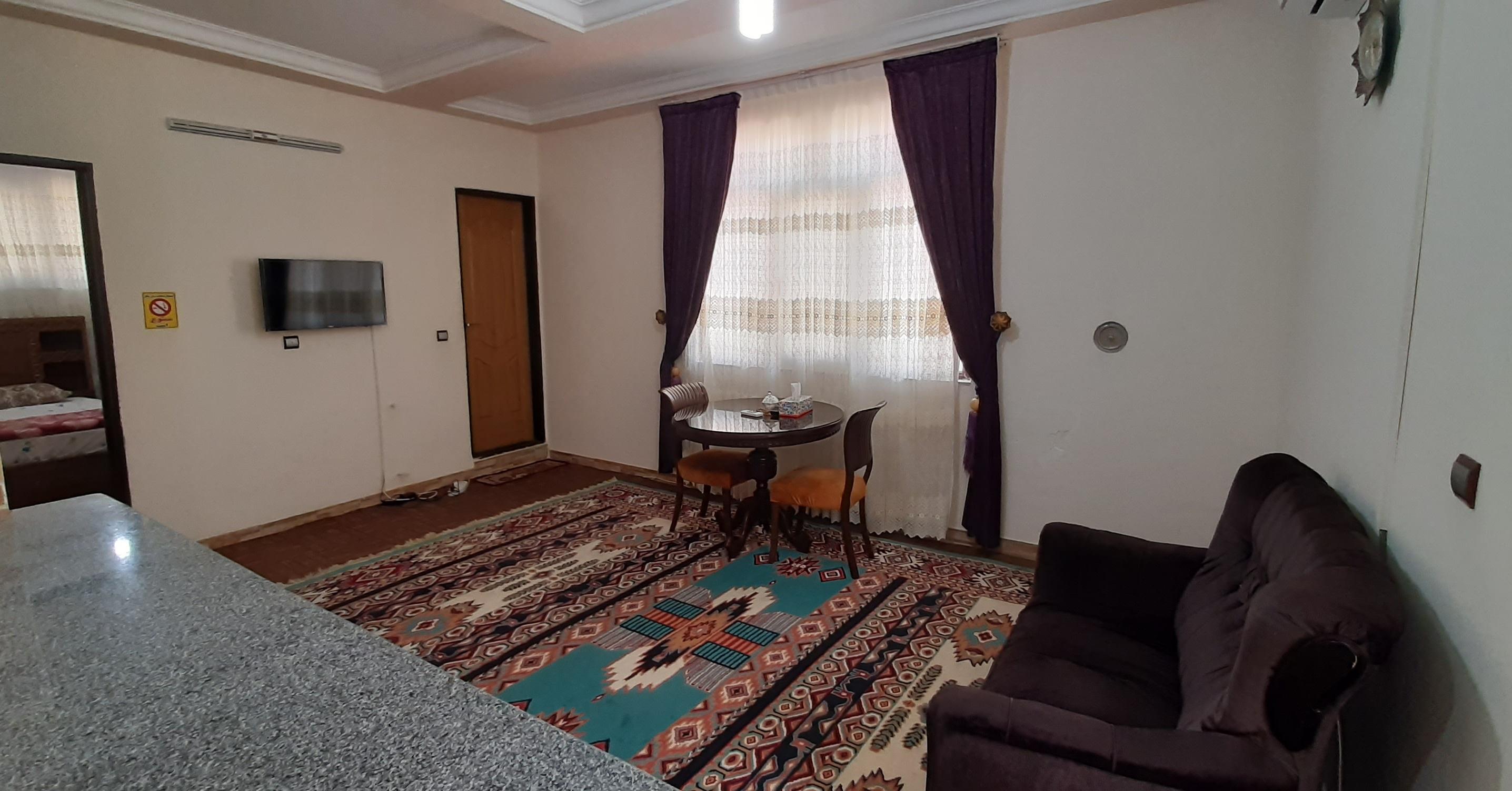 اقامتگاه بوم گردی بام شیت در طارم