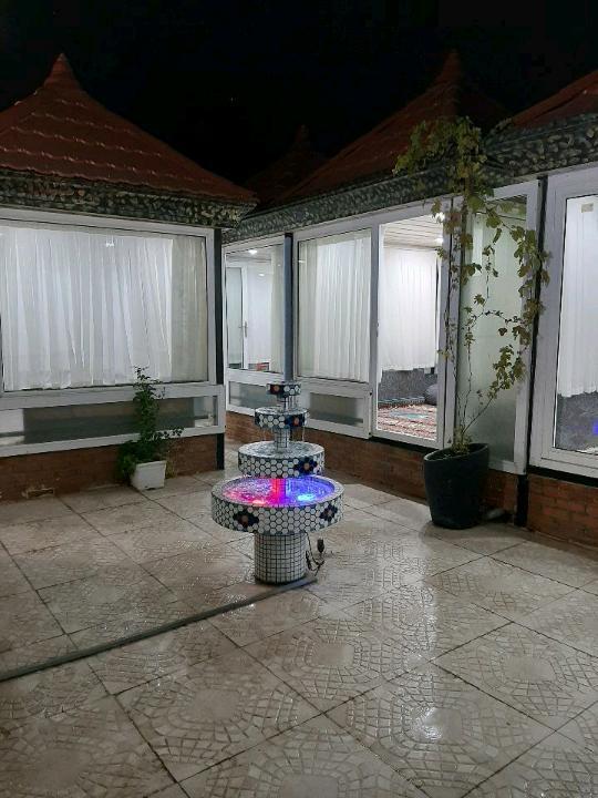 اقامتگاه بوم گردی بام شیت در طارم