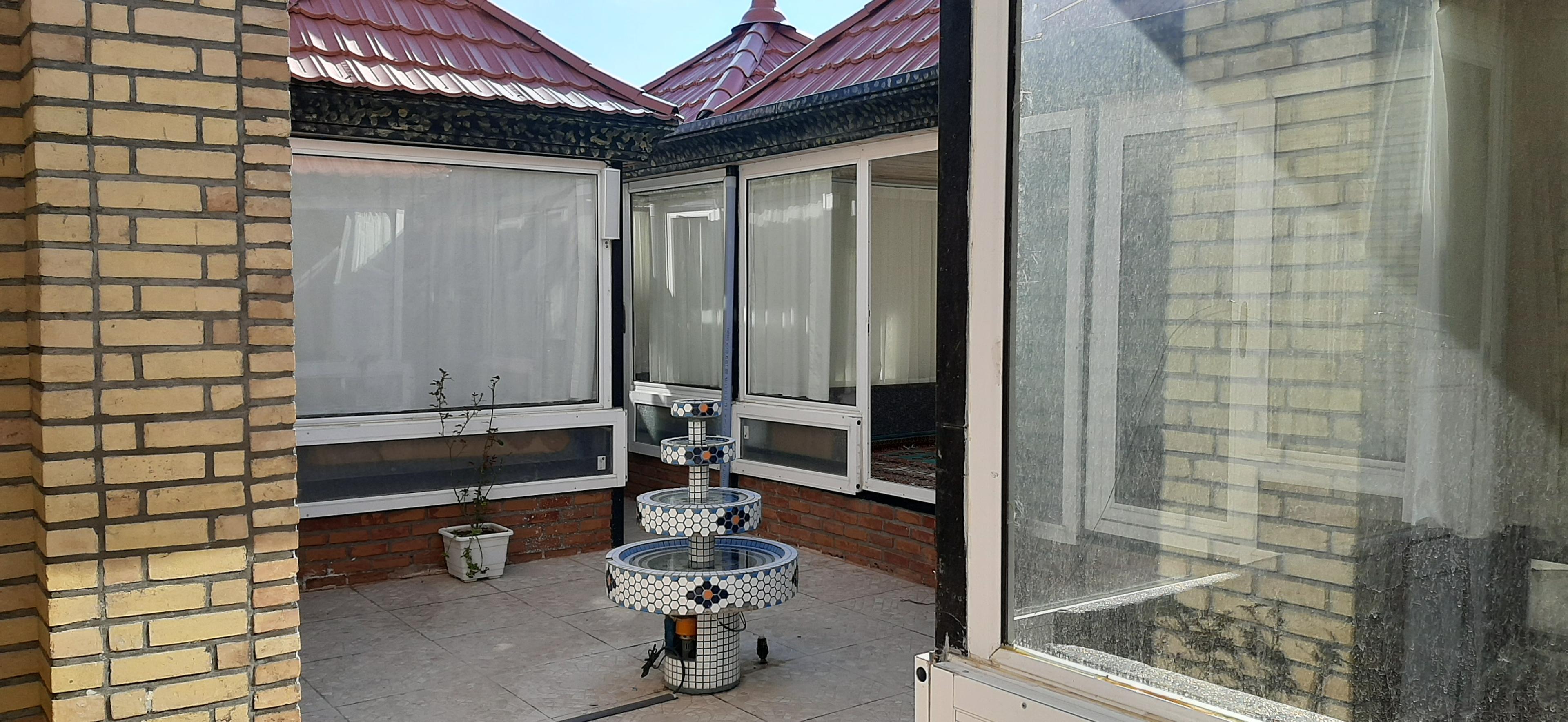 اقامتگاه بوم گردی بام شیت در طارم