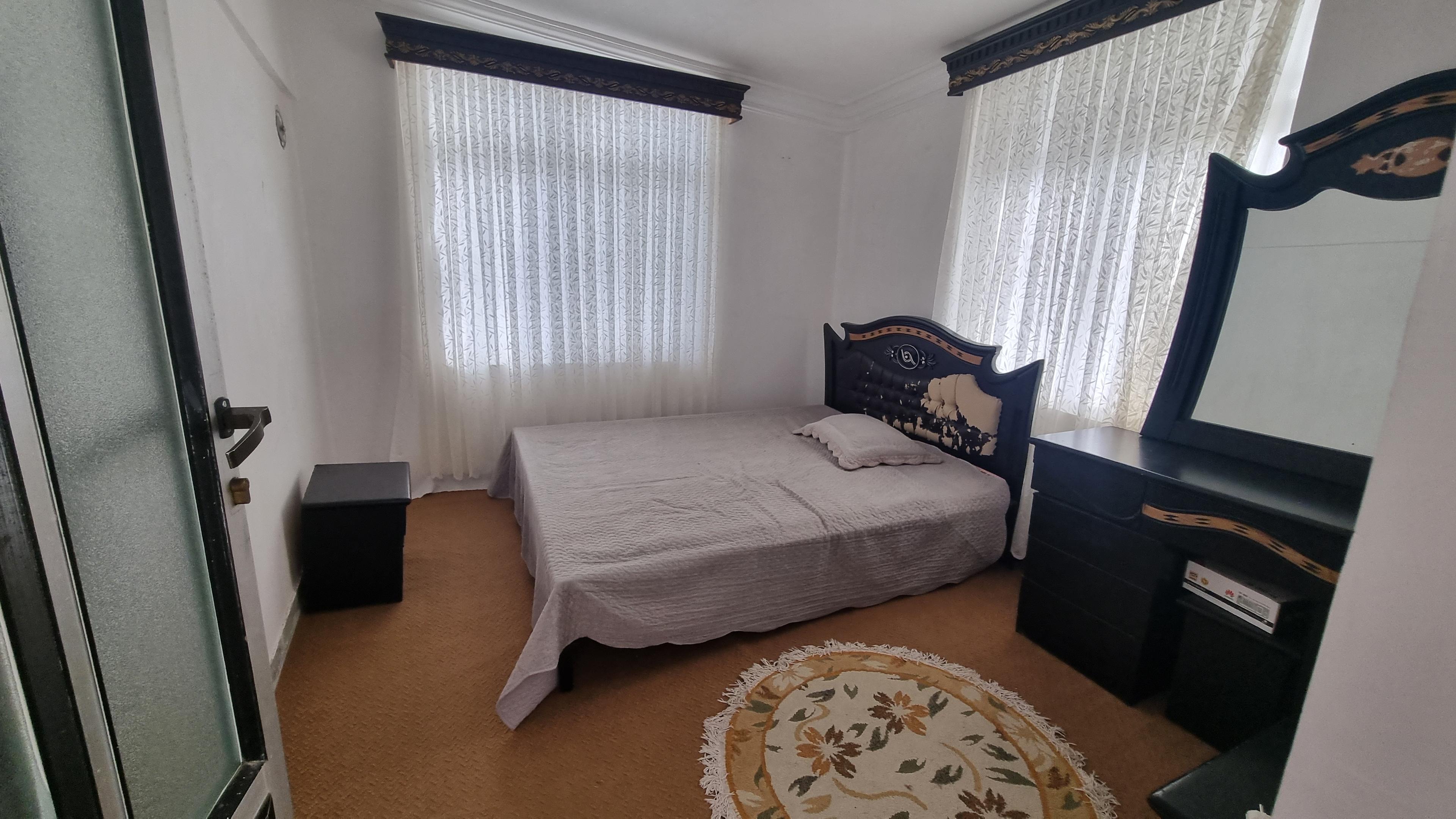 ویلای بهشت کوچک ماهیگیری در صومعه سرا