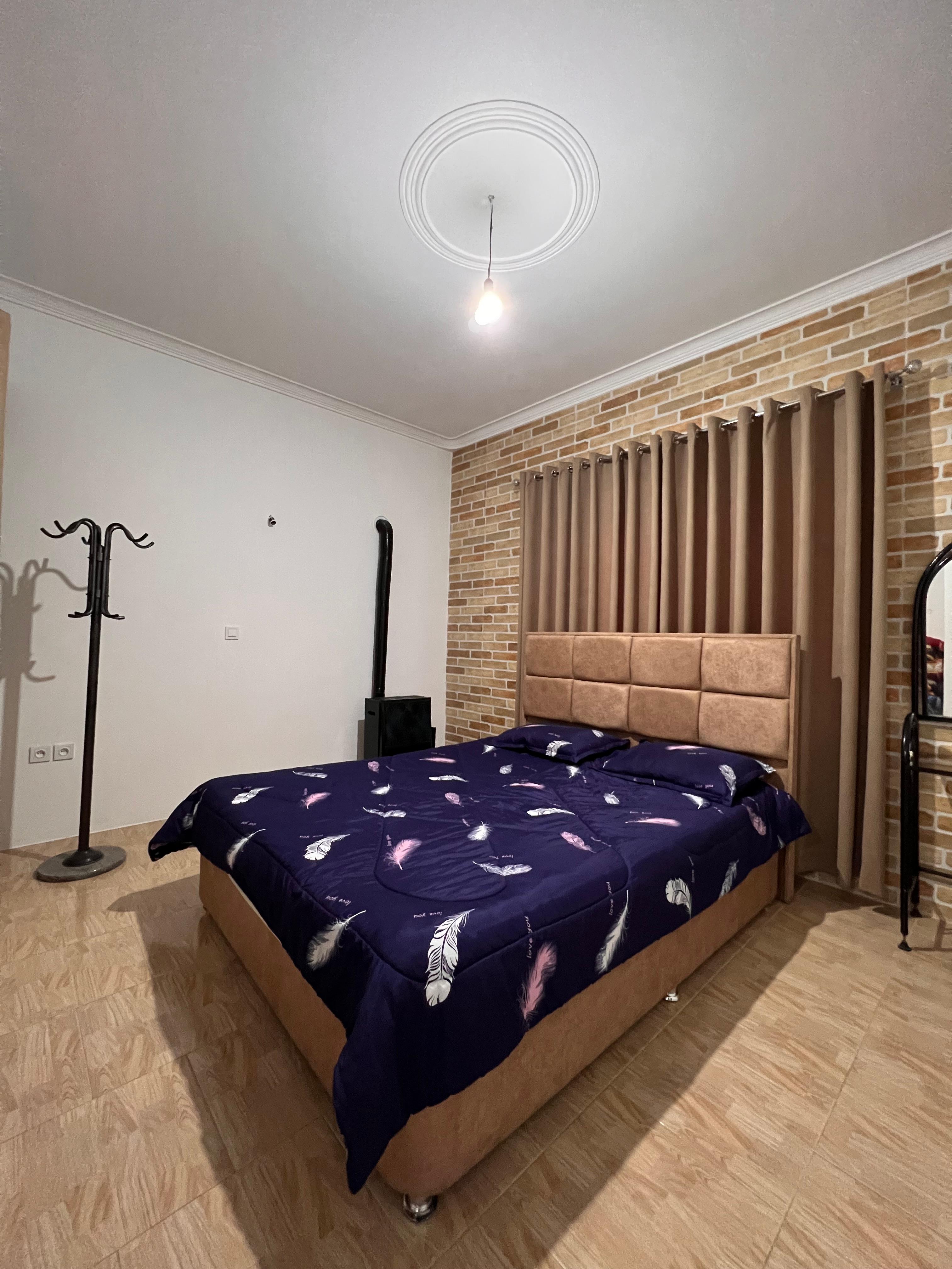 ویلا استخردار ساحلی حیاط دار در رستم رود