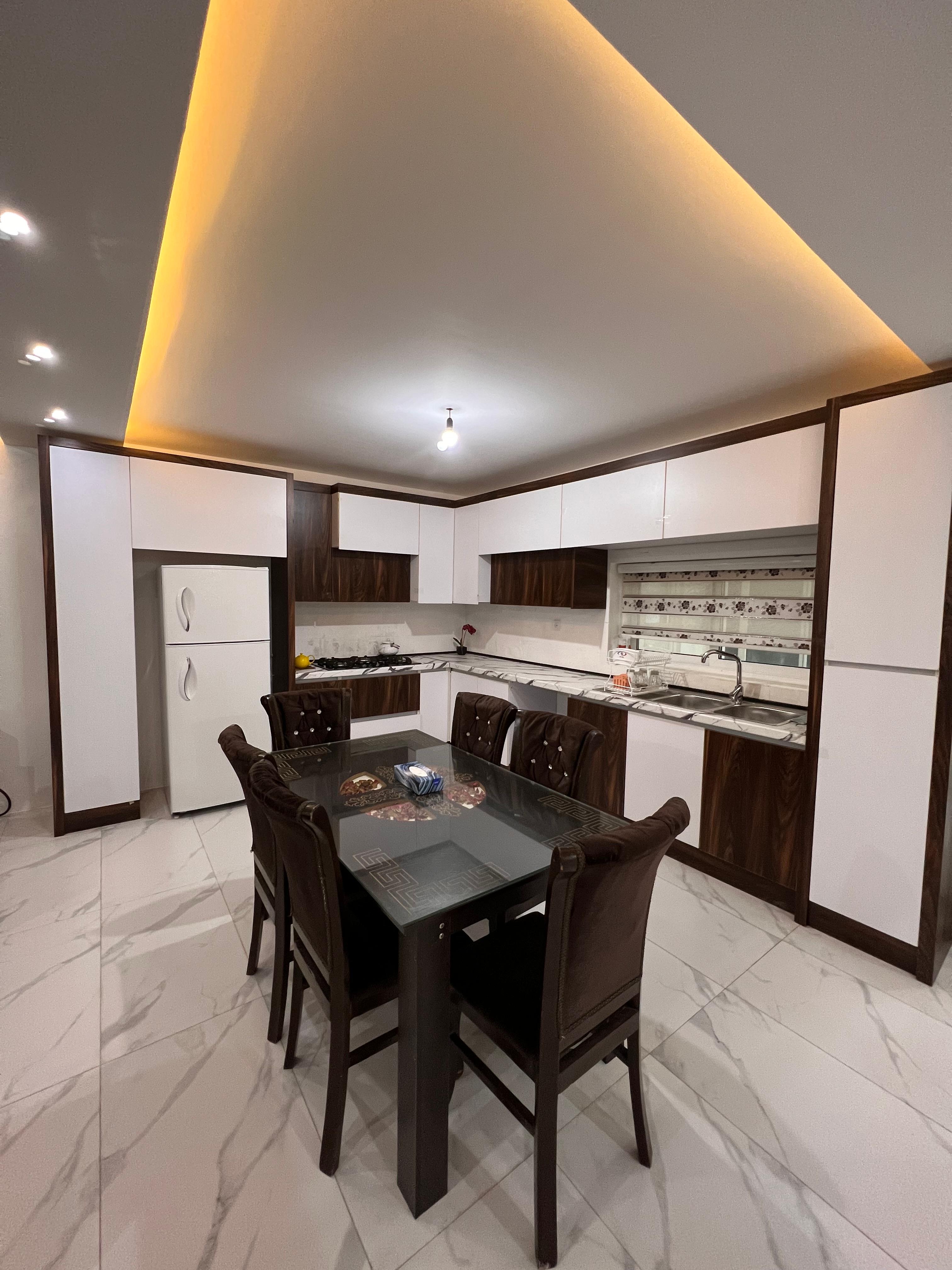 ویلا استخردار ساحلی حیاط دار در رستم رود