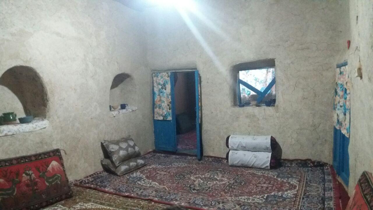 بومگردی روستایی خانه ما در اسدآباد