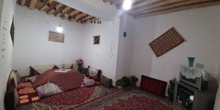 اقامتگاه بوم گردی ساره گل اسدآباد