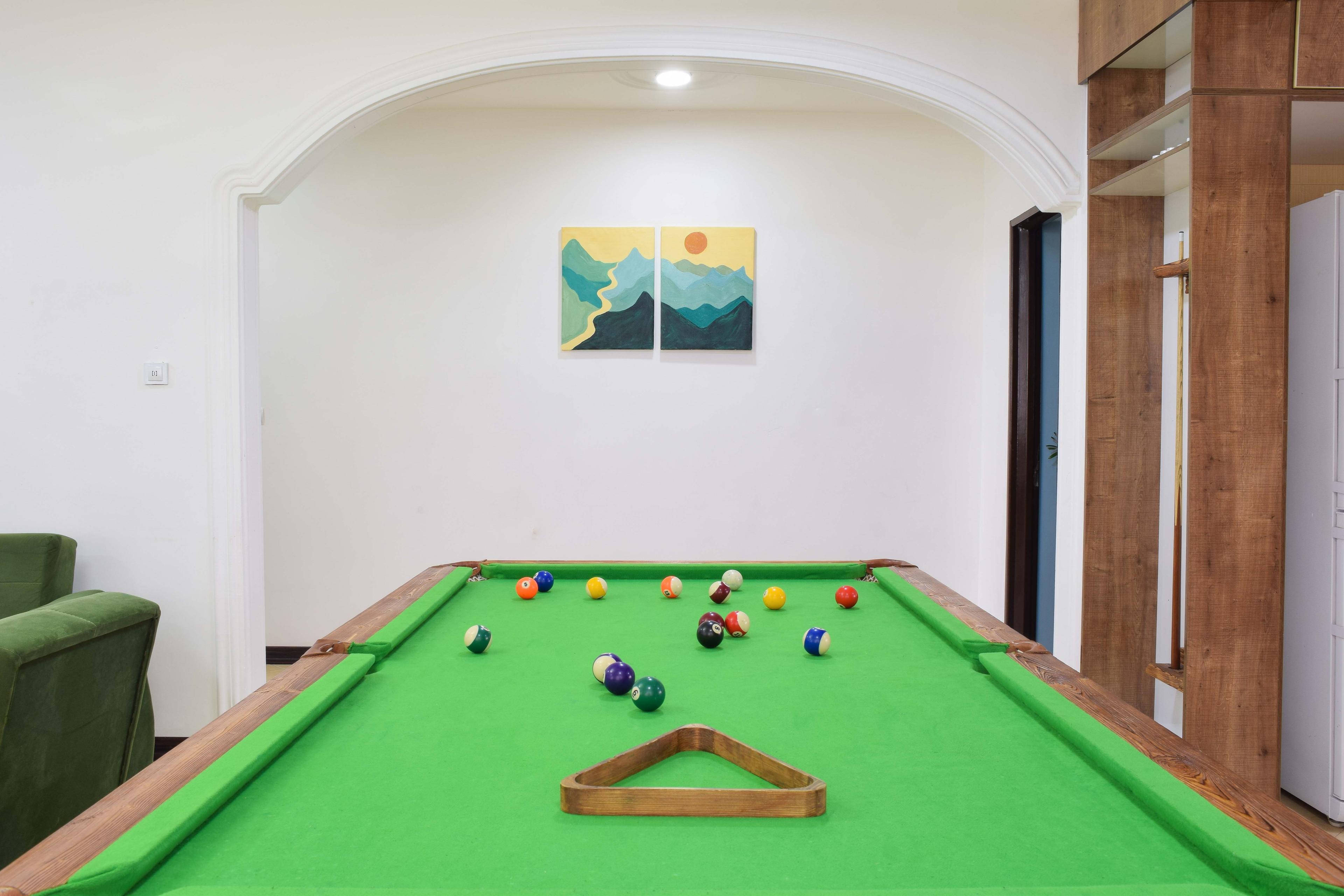 منزل ویلایی بیلیارددار نزدیک به دریا با وان