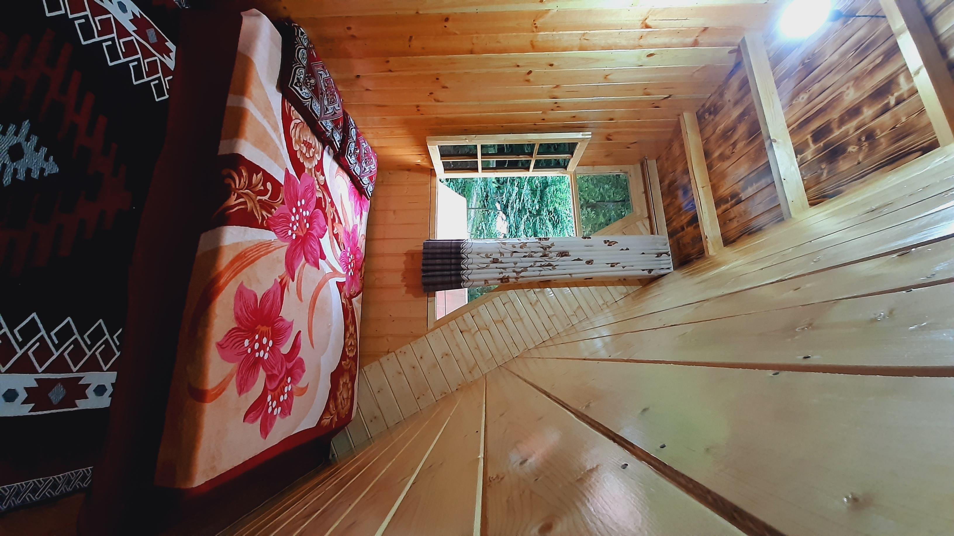 کلبه سوییسی جاده اسالم به خلخال