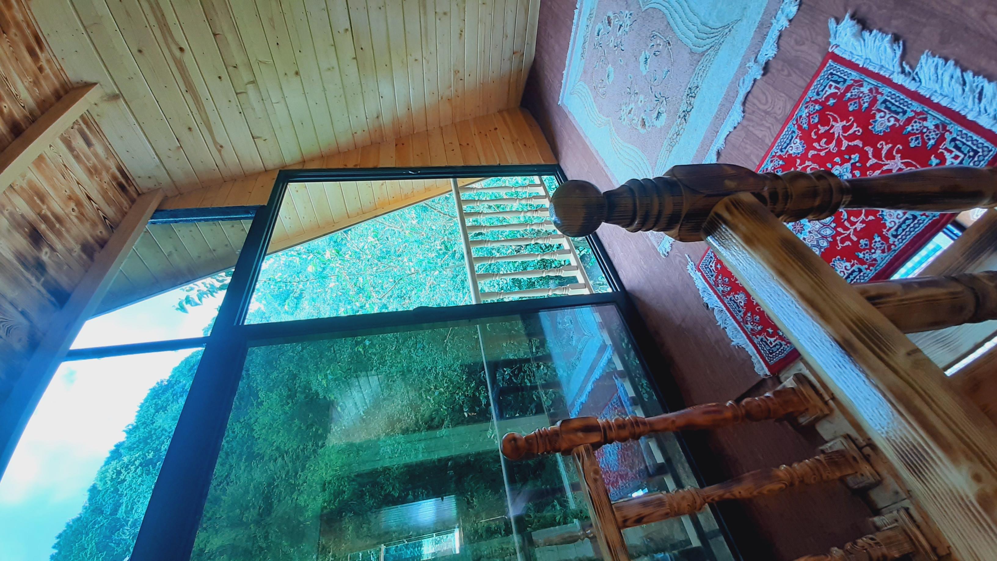 کلبه سوییسی جاده اسالم به خلخال