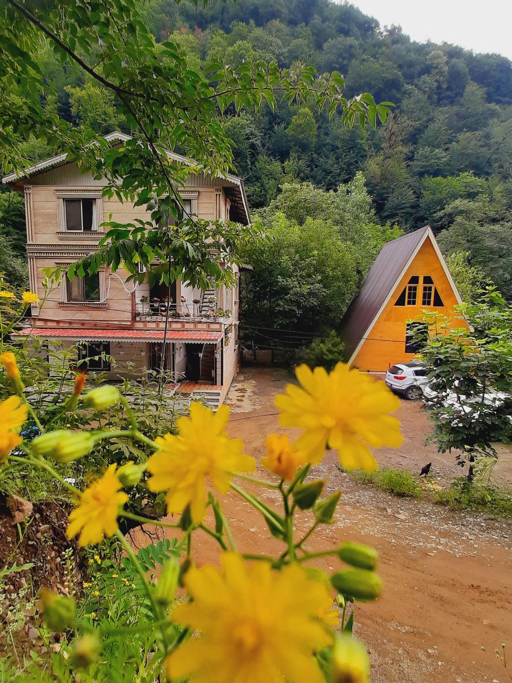 کلبه سوییسی جاده اسالم به خلخال