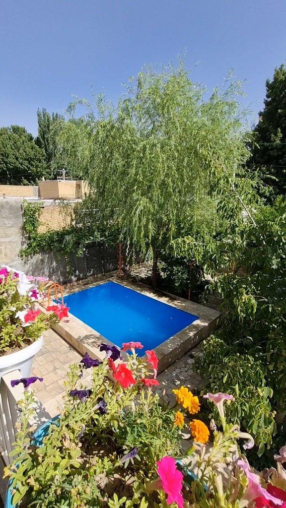 ویلا استخردار دو خوابه در باغ بهادران