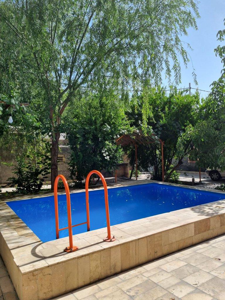 ویلا استخردار دو خوابه در باغ بهادران