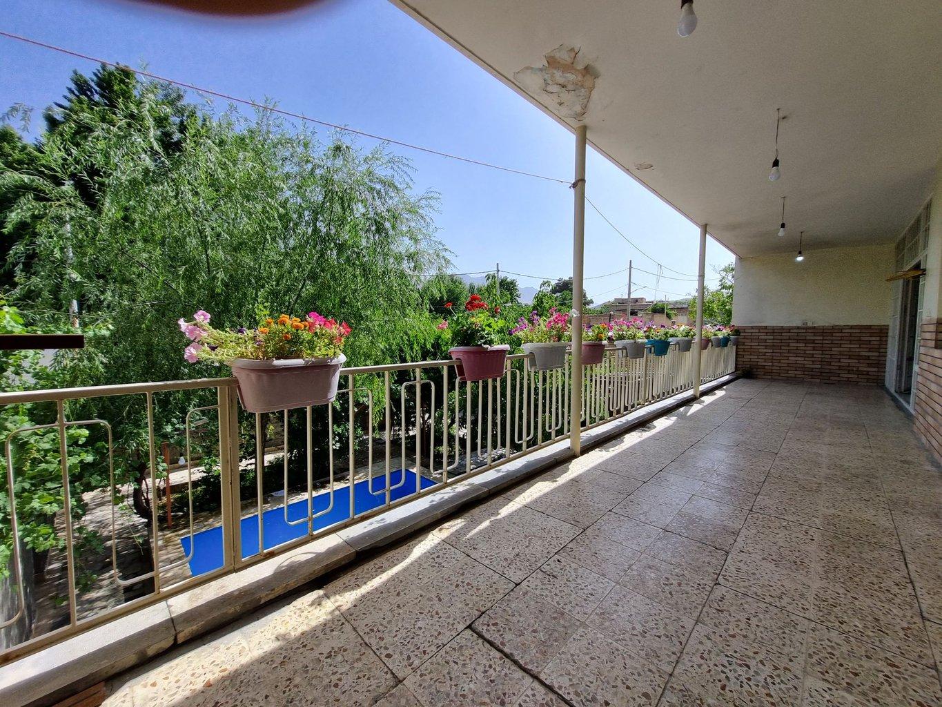 ویلا استخردار دو خوابه در باغ بهادران