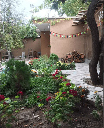 اقامتگاه بومگردی ترنج روستای ده چشمه فارسان 