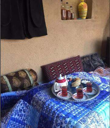 اقامتگاه بومگردی ترنج روستای ده چشمه فارسان