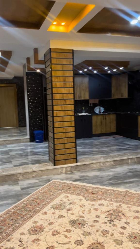 اجاره روزانه باغ ویلا استخردار در صدرا