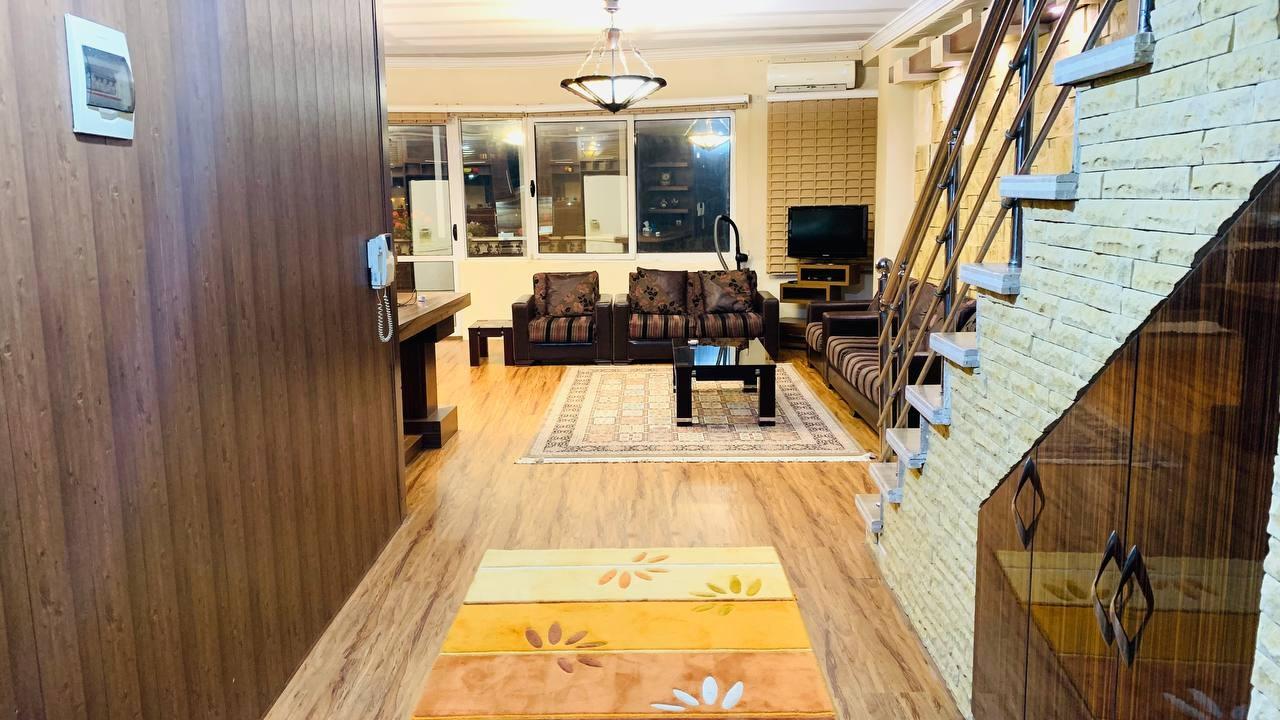 ویلا دوبلکس با چشم انداز زیبا زیارت