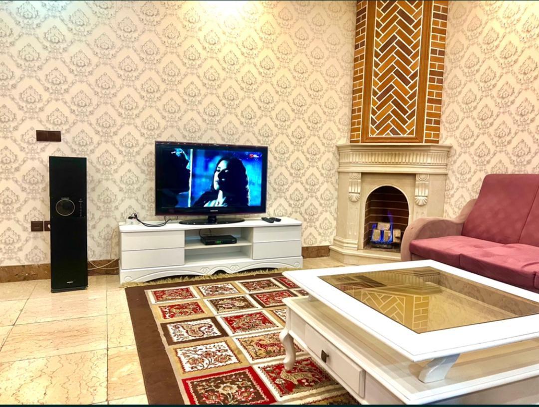 ویلا باغ استخردار سرپوشیده داخل شهرک