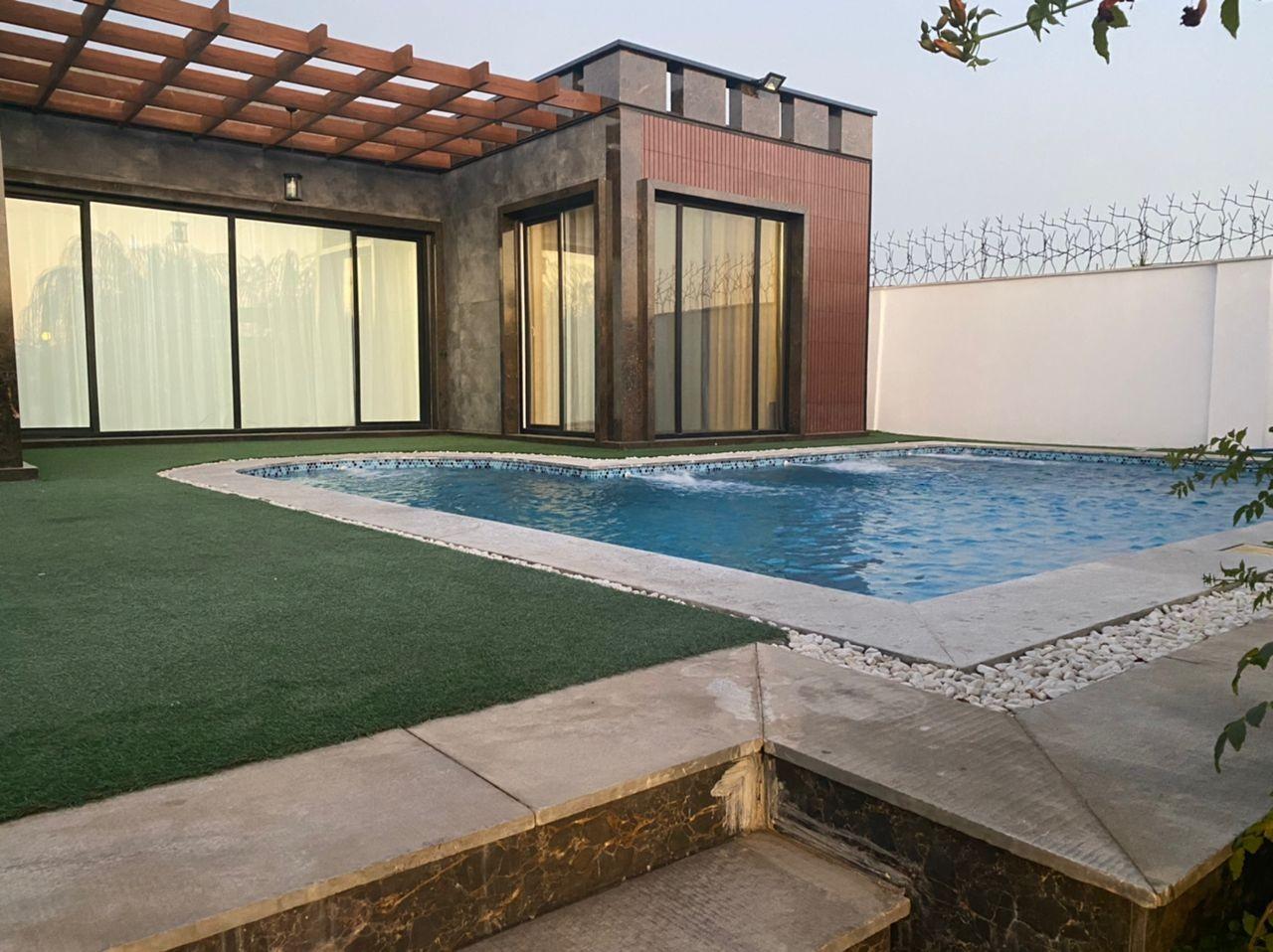 اجاره ویلا دوخوابه با استخر تابستانه در کردان