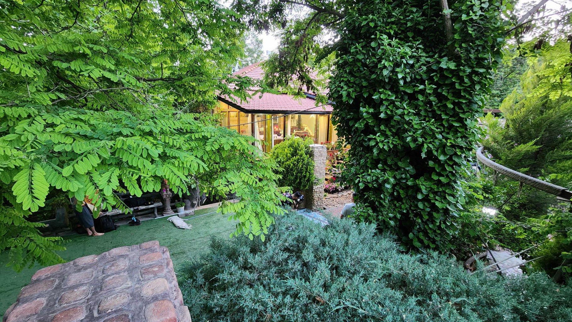 اجاره ویلا باغ استخردار دلوین در شیراز