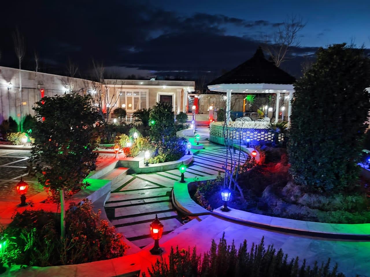 اجاره سوییت ویلا استخر دار باغ ناز شهریار