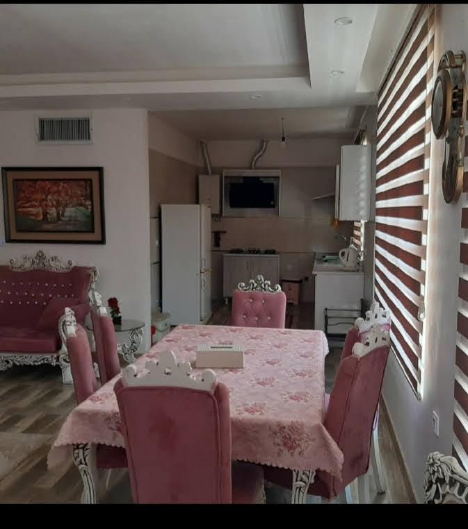 اجاره سوییت ویلا استخر دار باغ ناز شهریار