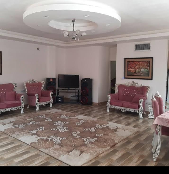 اجاره سوییت ویلا استخر دار باغ ناز شهریار