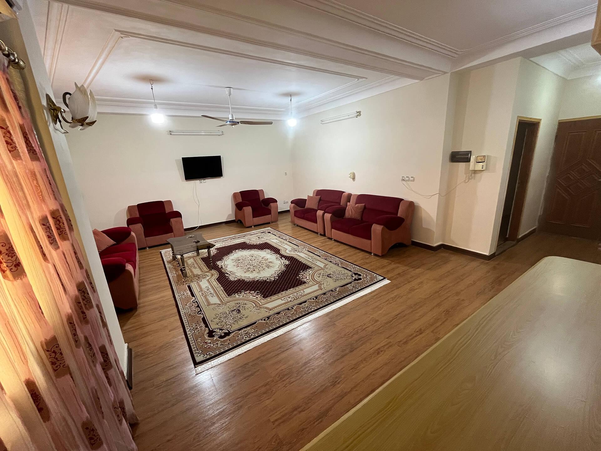 اجاره واحد دو خوابه دربست در قائم شهر