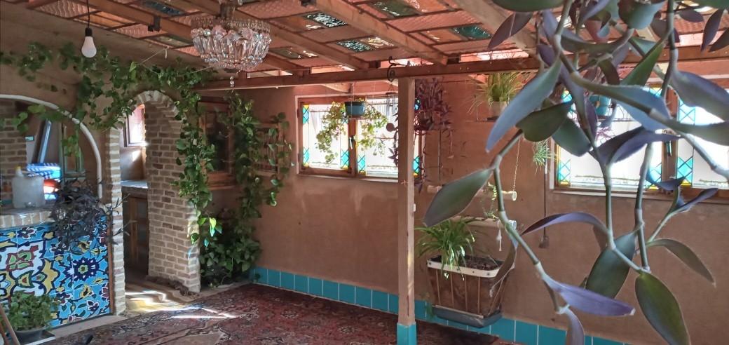 اجاره روزانه اقامتگاه سنتی در شهرکرد