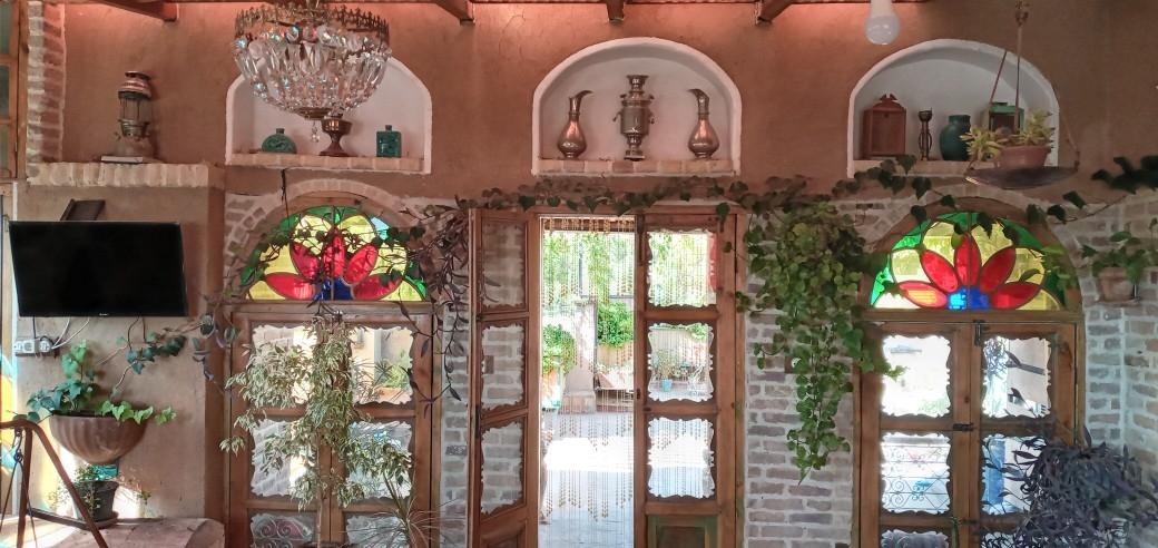 اجاره روزانه اقامتگاه سنتی در شهرکرد