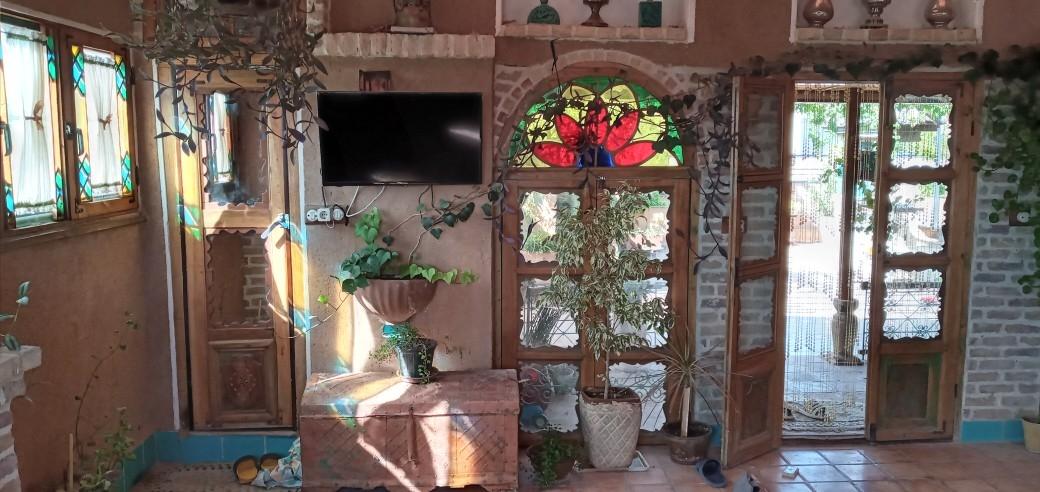 اجاره روزانه اقامتگاه سنتی در شهرکرد