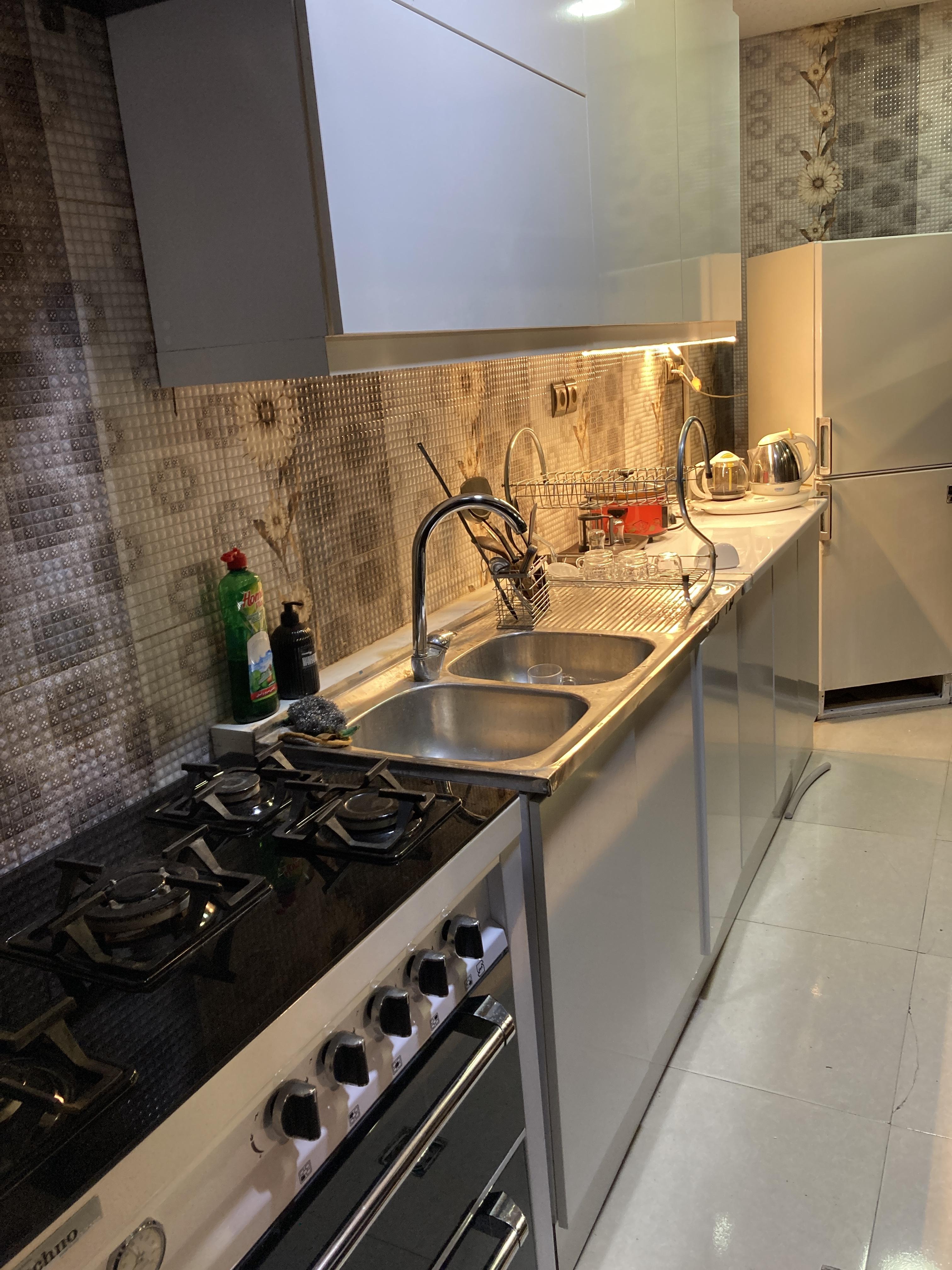 سوئیت فلت دربست لاکچری در بروجرد